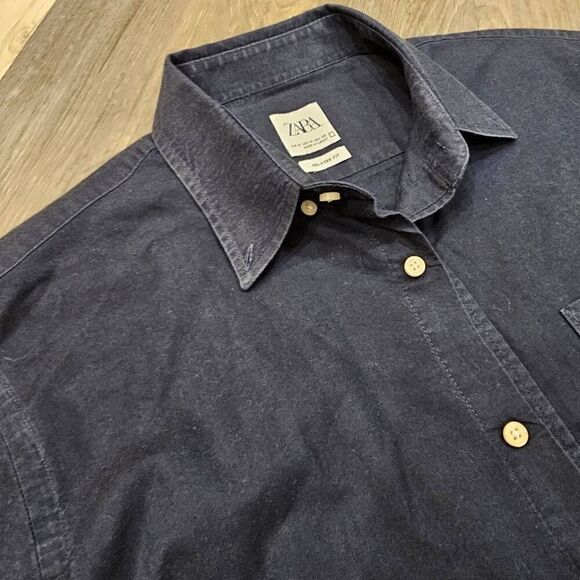 Zara Men's Medium Relaxed Fit Button Down Shirt Navy Cotton - Picture 3 of 5